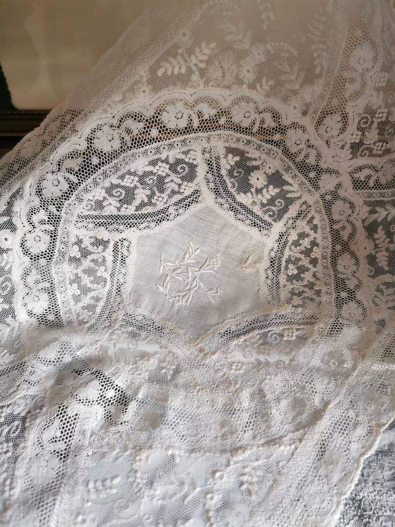 アンティークフランス ノルマンディーレース アップリケ タンバーチュールランナー