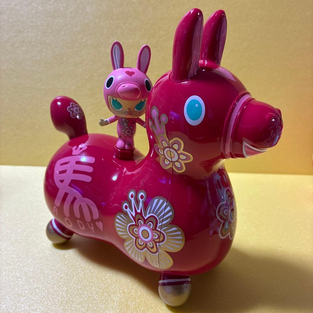RODY × MOLLY molly