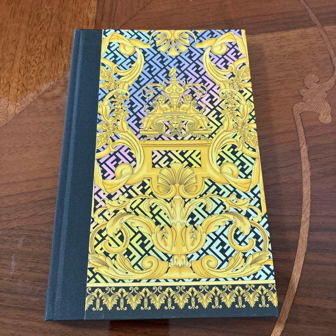 FENDI ノートセット 4冊入り