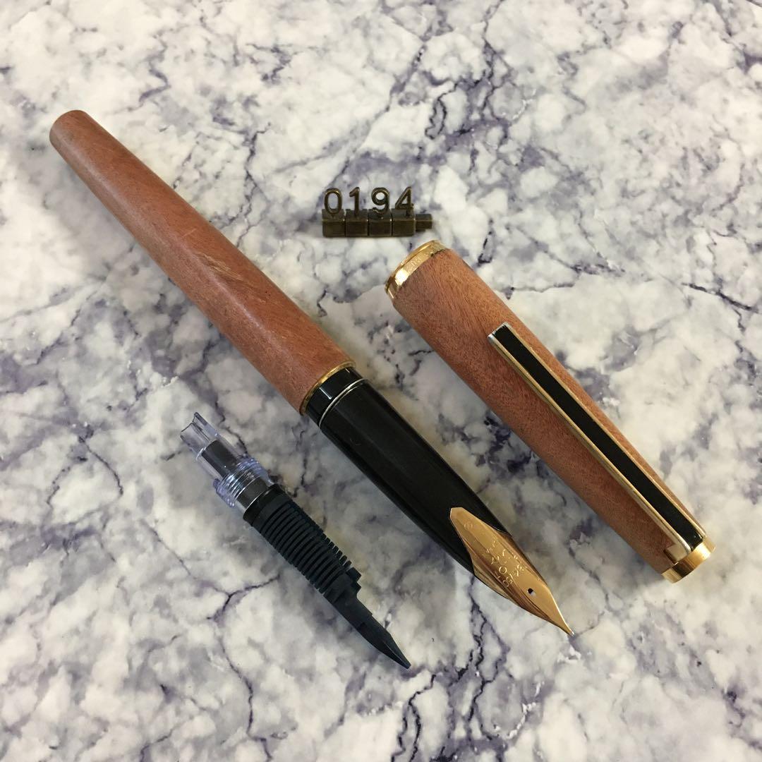 #0194 オーバーホール済み 万年筆 パイロット PILOT 木軸 18k