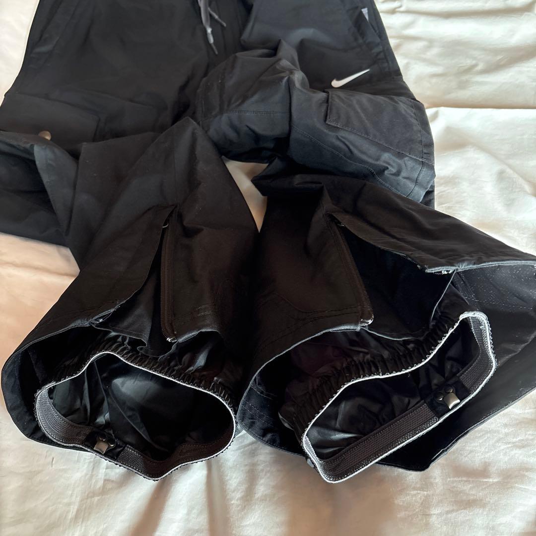 【未使用品】NIKE スノーボードウェア上下セット＋ベスト