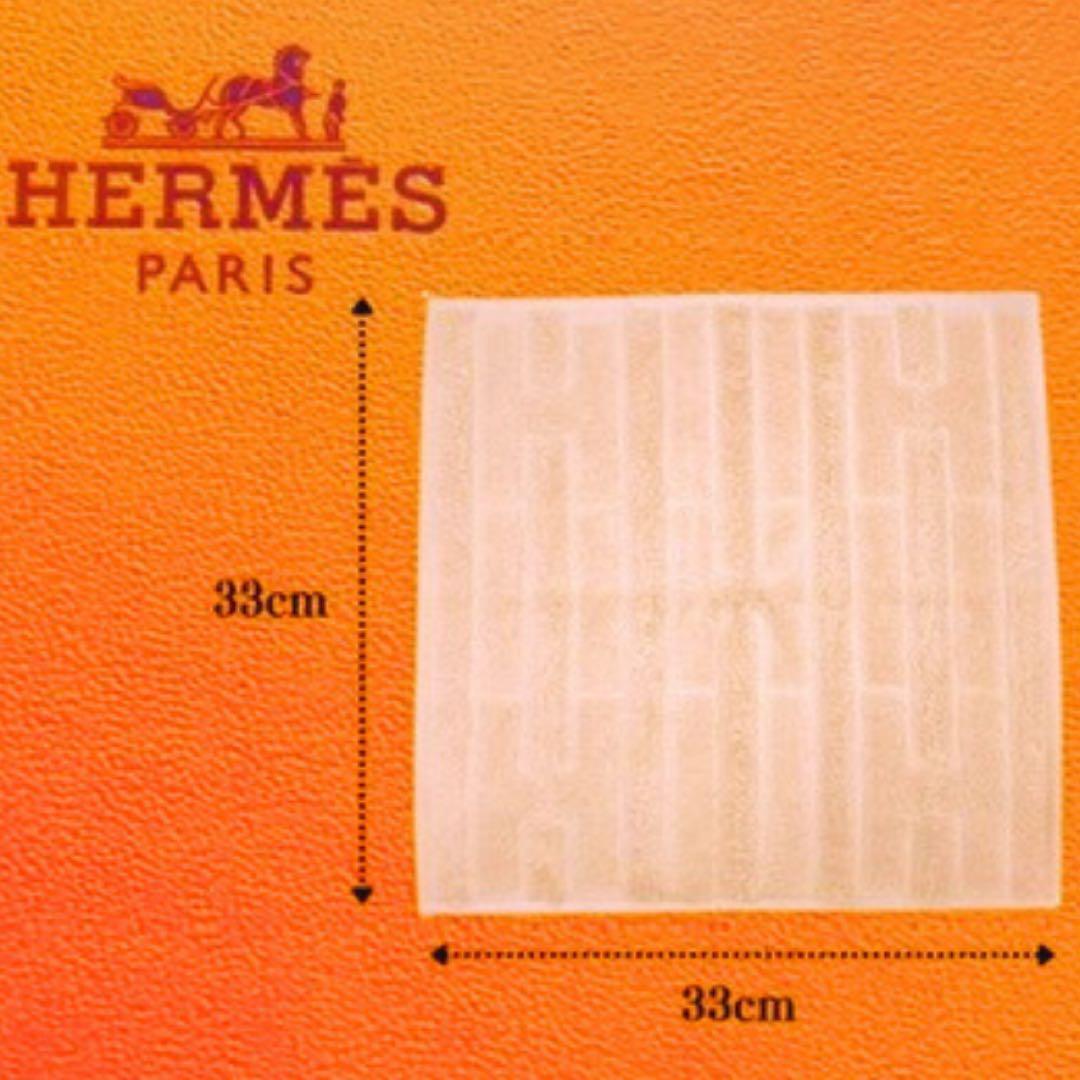 【新品タグ付き】HERMES カレ・タオル　ステアーズ　タオルハンカチ2枚セット