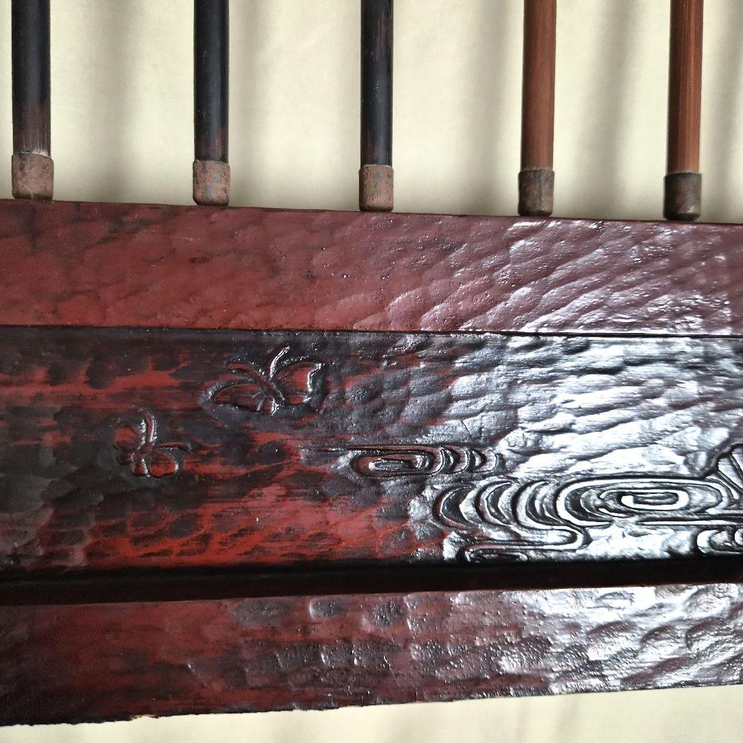 鎌倉彫のような【矢衝立】