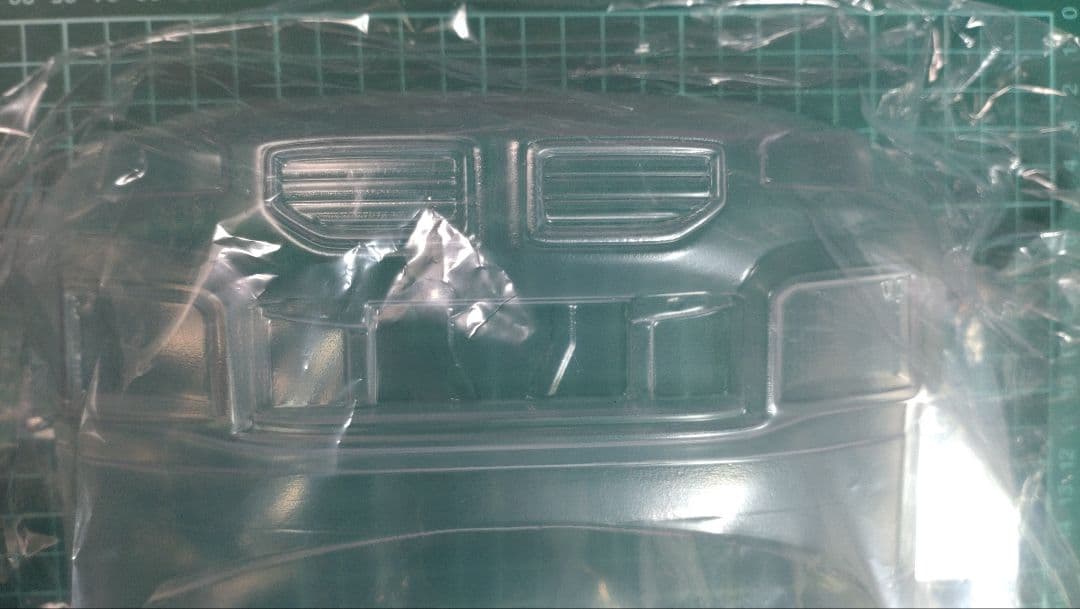 新品 無塗装  M2 G87 APLASTICS ラジドリ ボディ