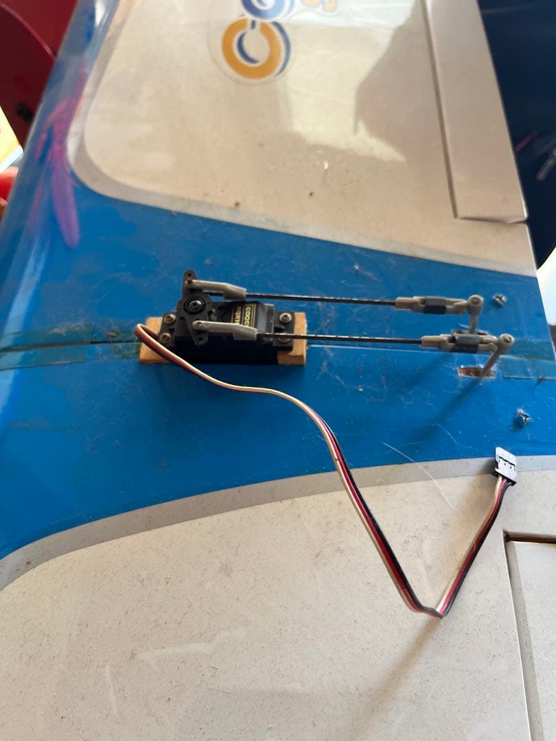 ラジコン飛行機　ラジコン　ジャンク　飾り部品取りに