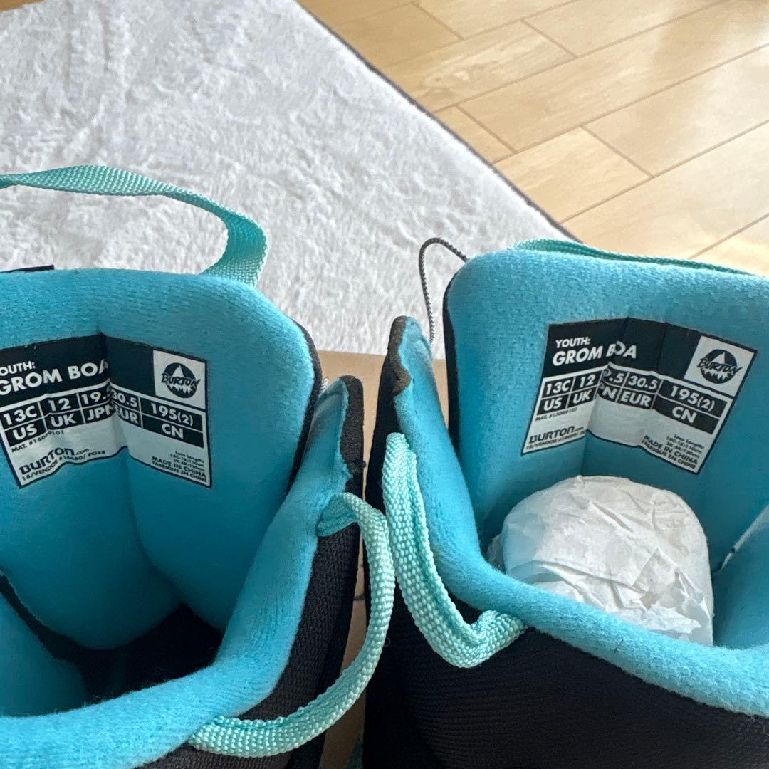 Burton Grom Boa 子ども用スノーボードブーツ