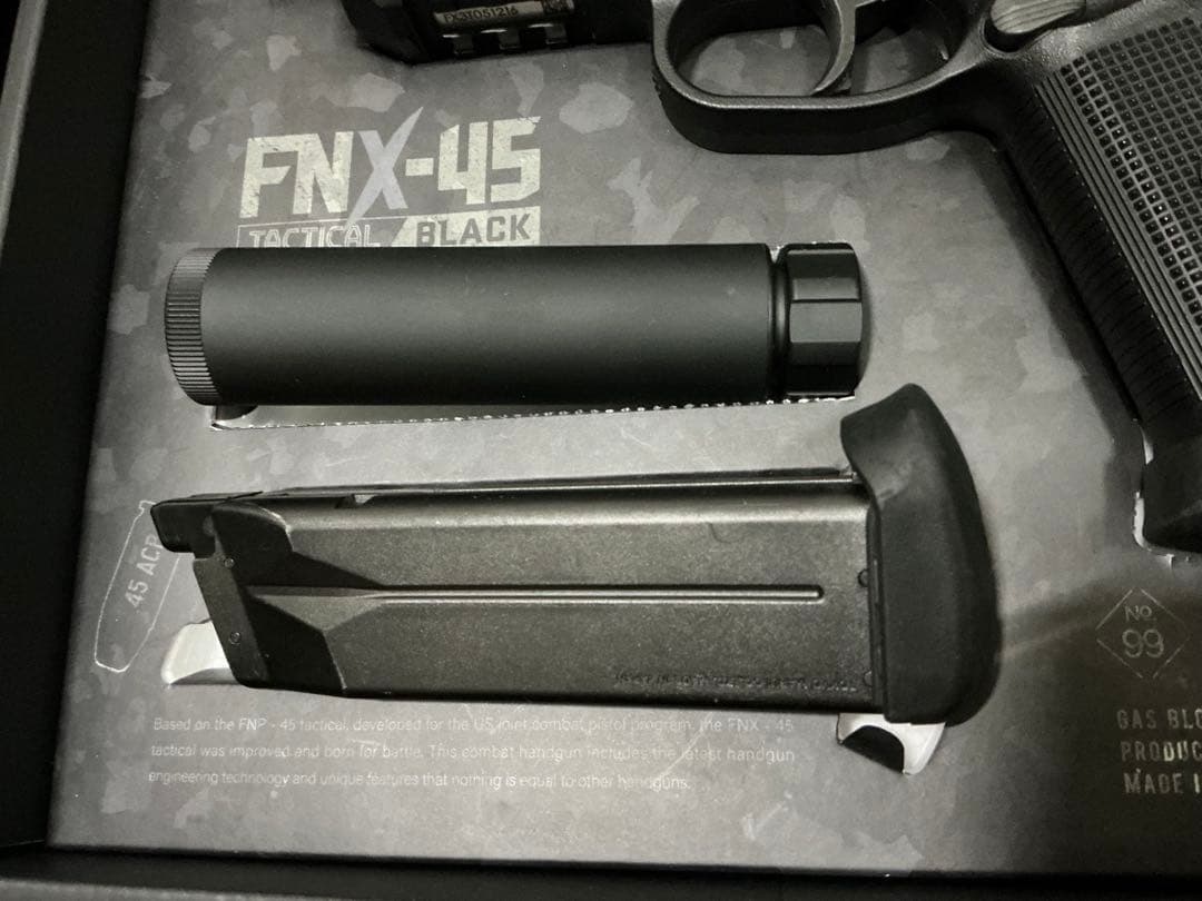 FNX45 タクティカル 東京マルイ ガスガン　ハンドガン