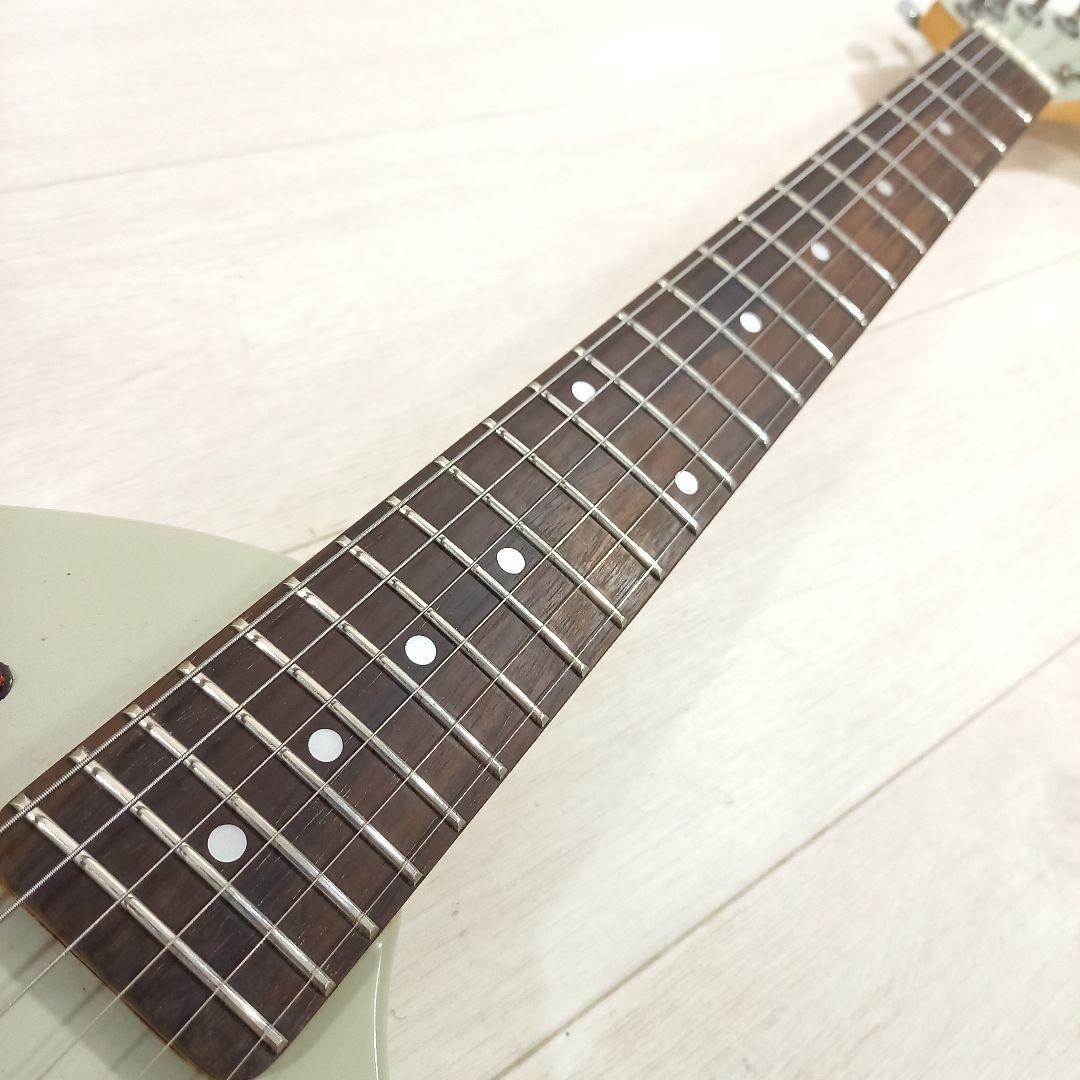 メンテナンス済み☆FERNANDES ZO-3 スピーカー内蔵ミニエレキギター