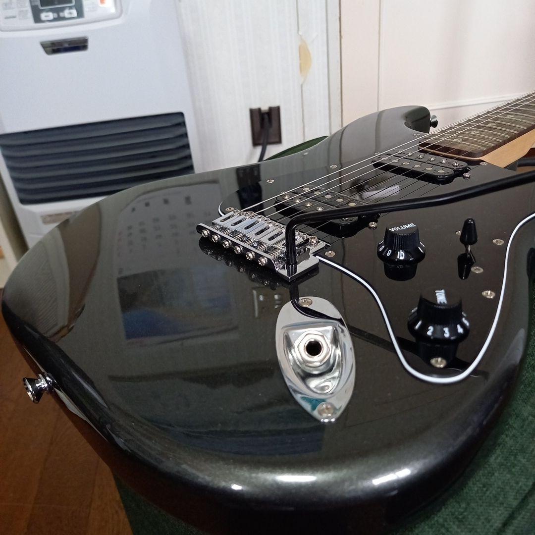 『希少・美品』SQUIER by FENDER STRATOCASTER