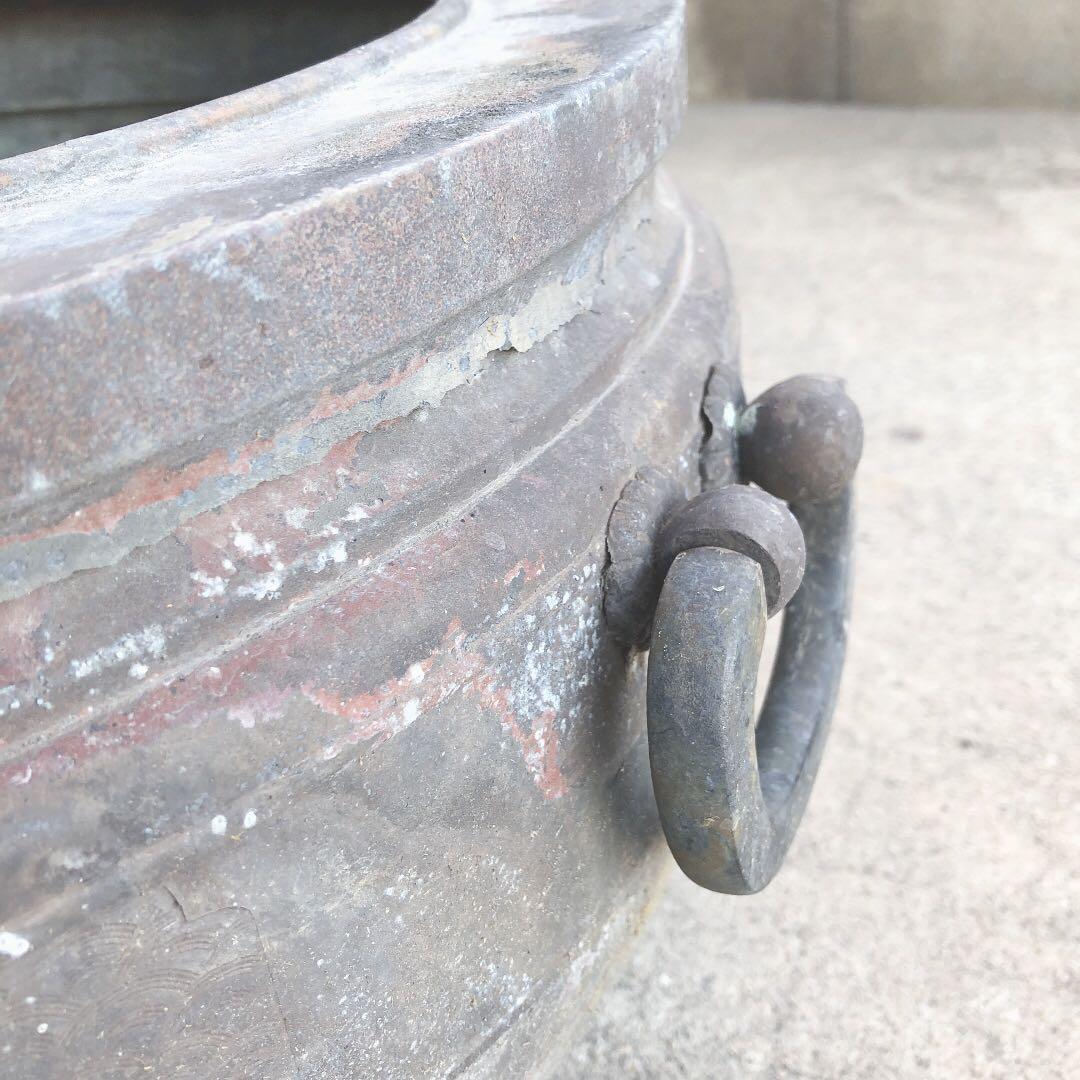 金属製火鉢