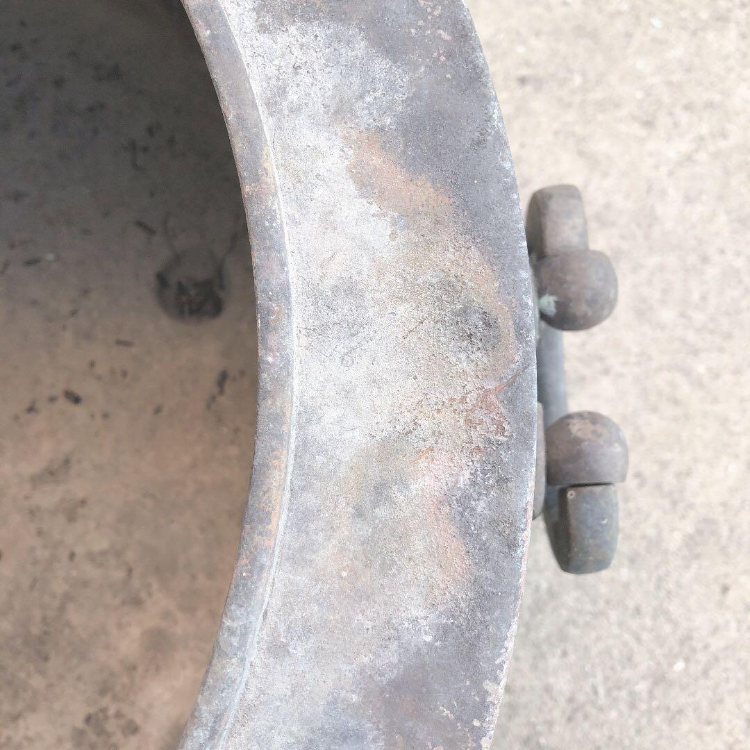 金属製火鉢