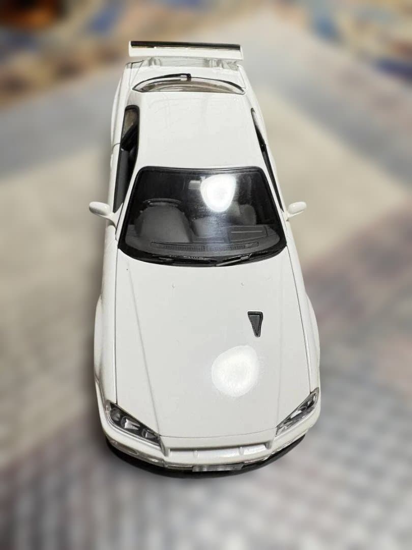 オートアート ミレニアム 1/18 GT-R R34 VスペックII ホワイト