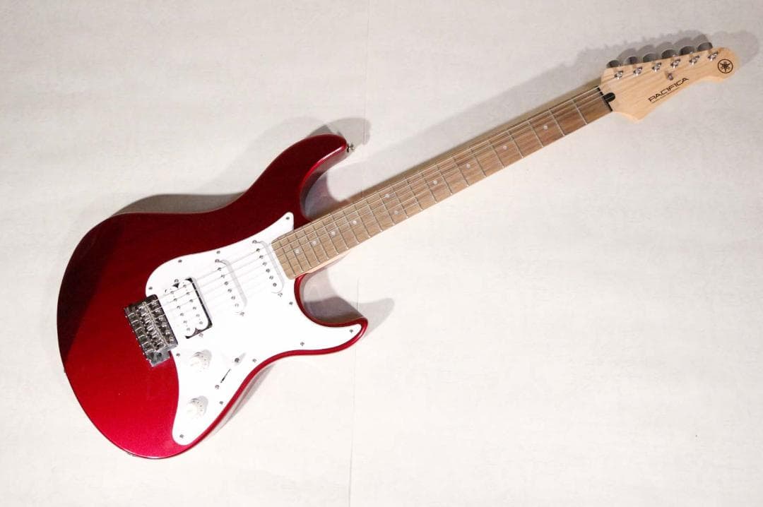 ■YAMAHA■エレキギター■PACIFICA パシフィカ PAC012 赤