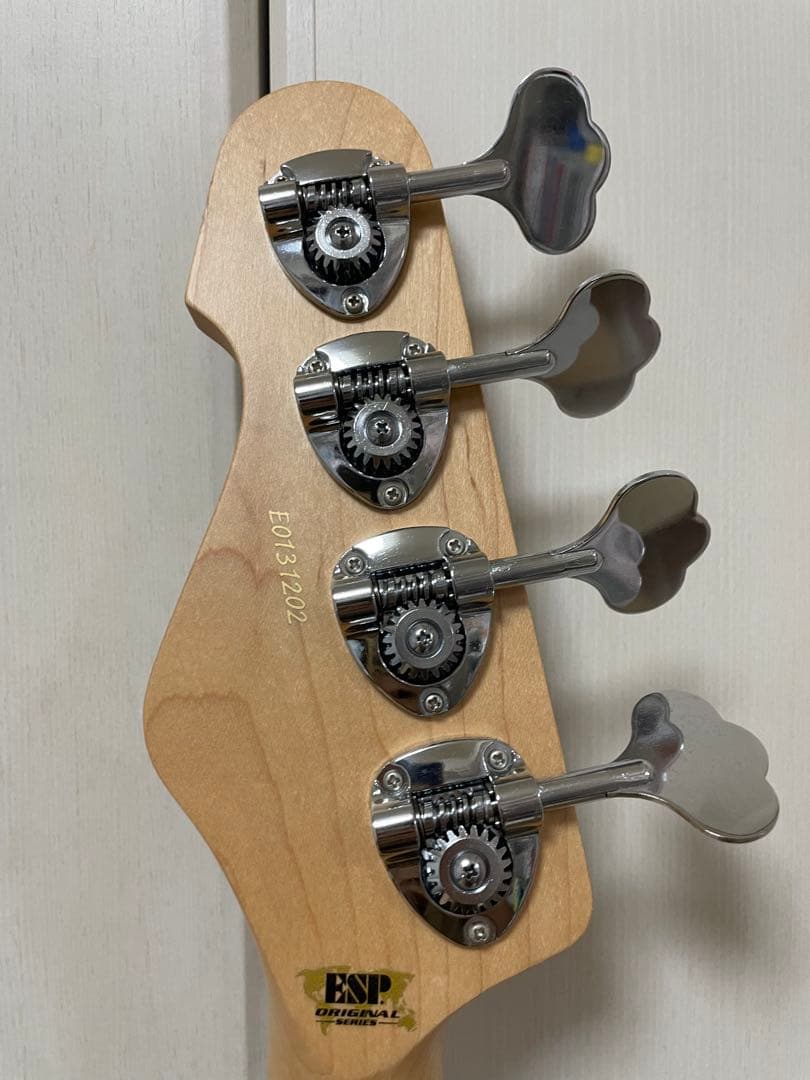 ESP エレキベース 4弦 【12/10まで取り置き中】