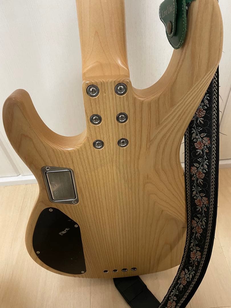 ESP エレキベース 4弦 【12/10まで取り置き中】