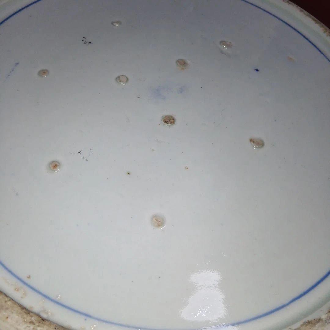 骨董大皿、サイズ46センチ青い花と鳥の陶器プレート