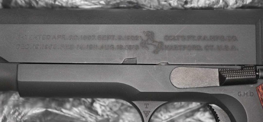 東京マルイ M1911A1 ガバメント 木製グリップ USED品 ケース付き