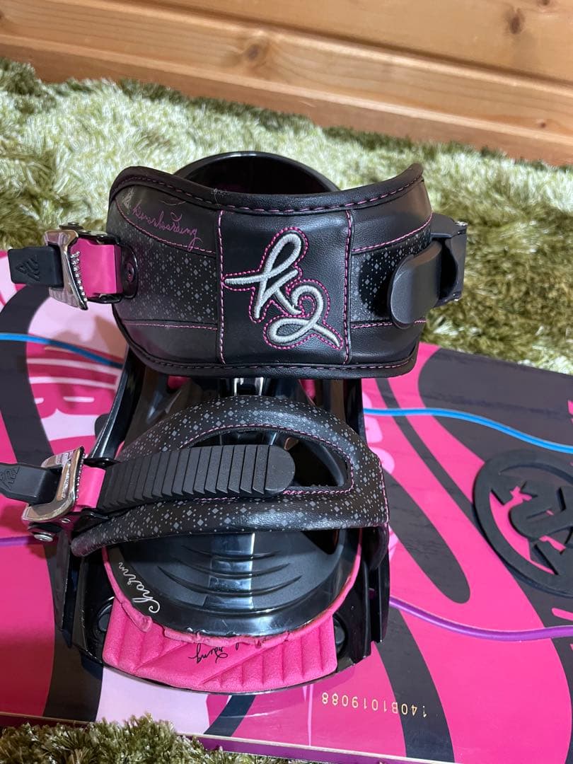 レディース　スノーボードセット　板　キスマーク　　140cm ビンディングk2