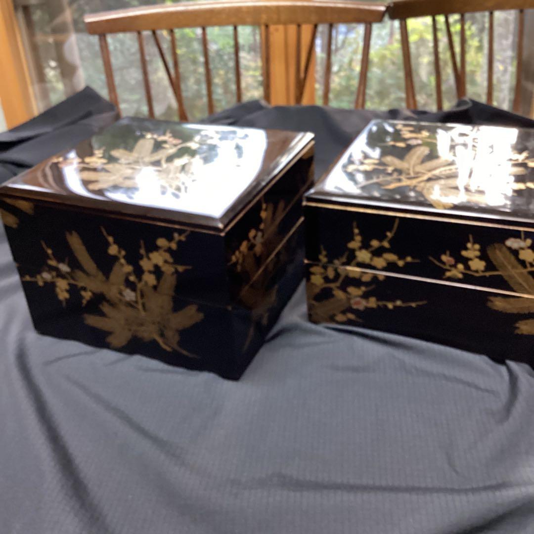 k2f-4 黒色重箱 4段 金箔装飾　漆器　年代物　松竹梅　縁起物