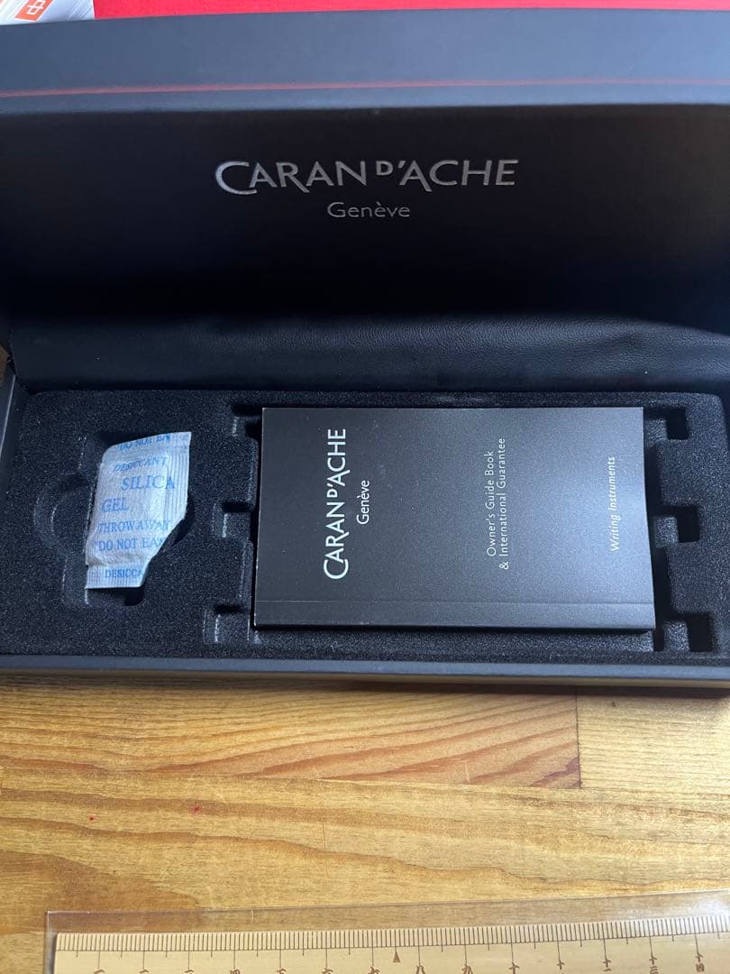 CARAN D'ACHE ボールペン バンブー