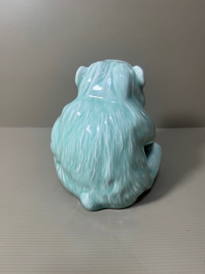 2130 深川製磁　宮内庁御用達　置物　猿　青磁　1客