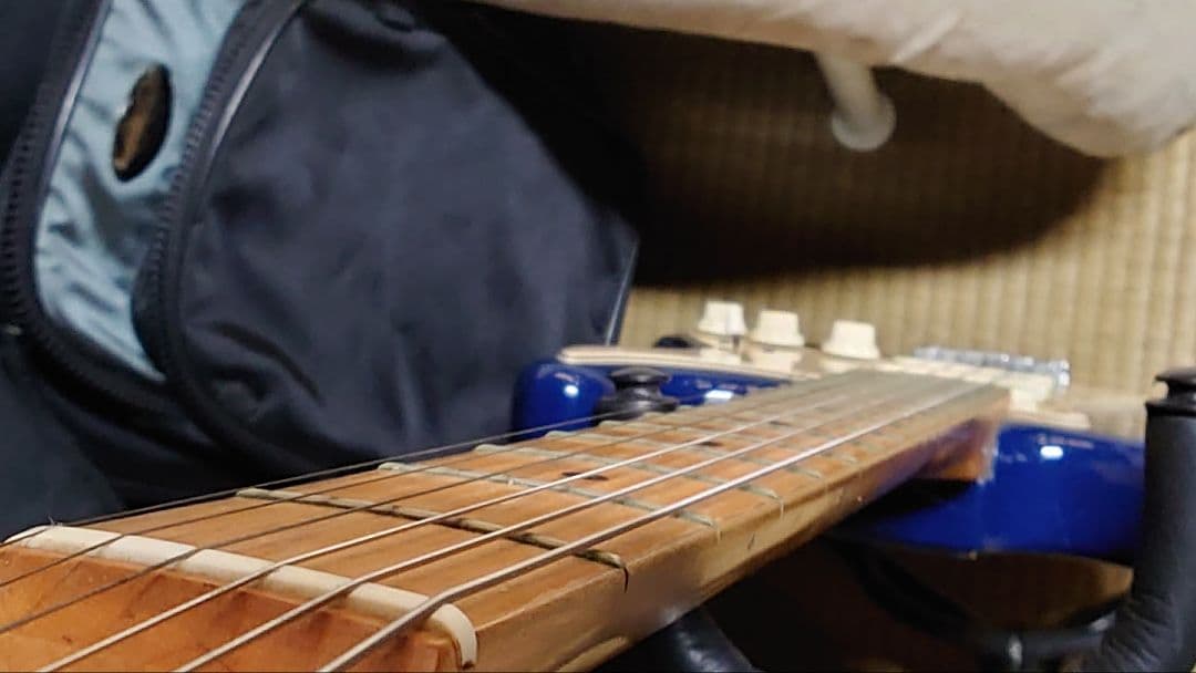 スクワイヤー ストラトキャスター メイプルネック