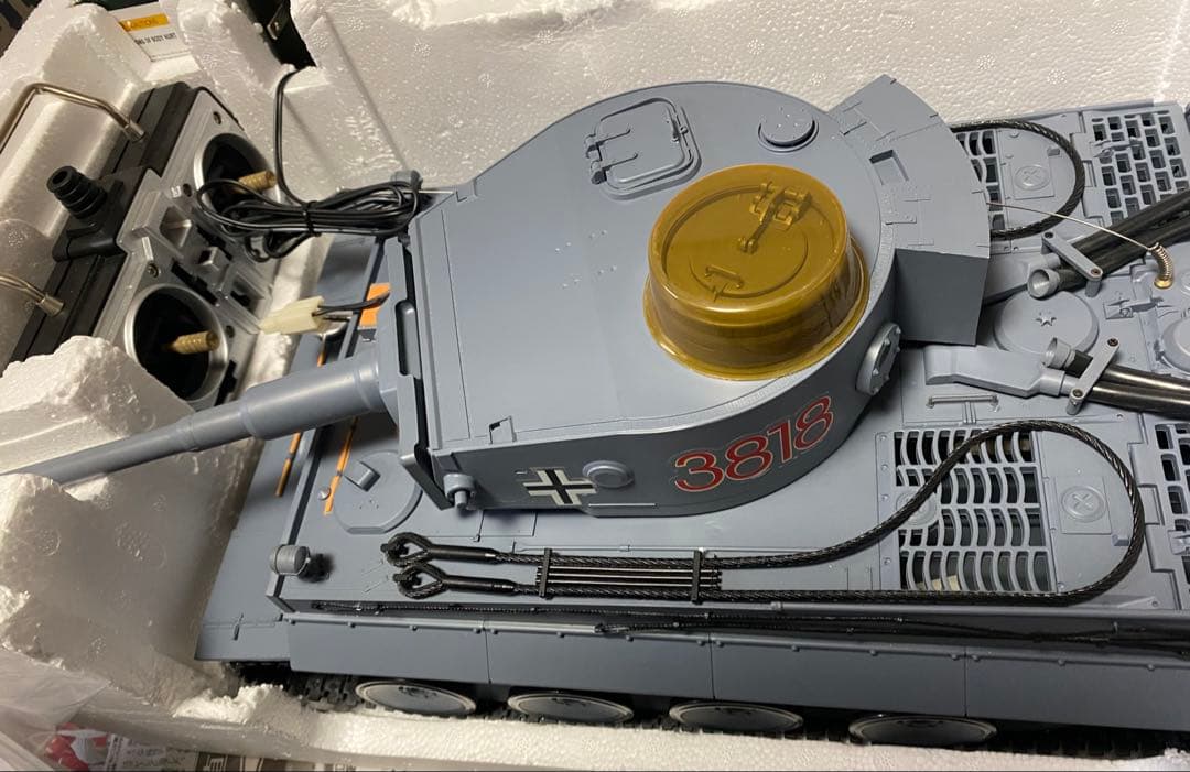 ヘンロン　German Tiger I 1/16 ラジコン