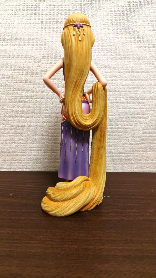 ラプンツェルフィギュア　ショーケースコレクション