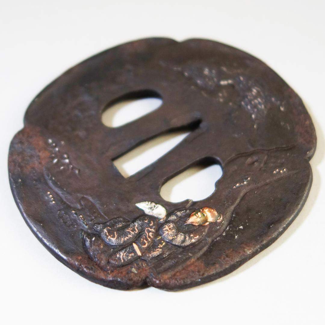 【賢人松下談義図鍔 銀銅象嵌】 鍔 鐔 鉄地 刀装具 日本刀 武具 江戸 骨董