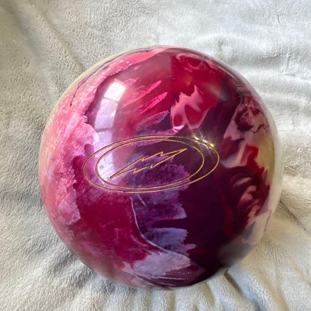 CODE SUPREME ボウリングボール