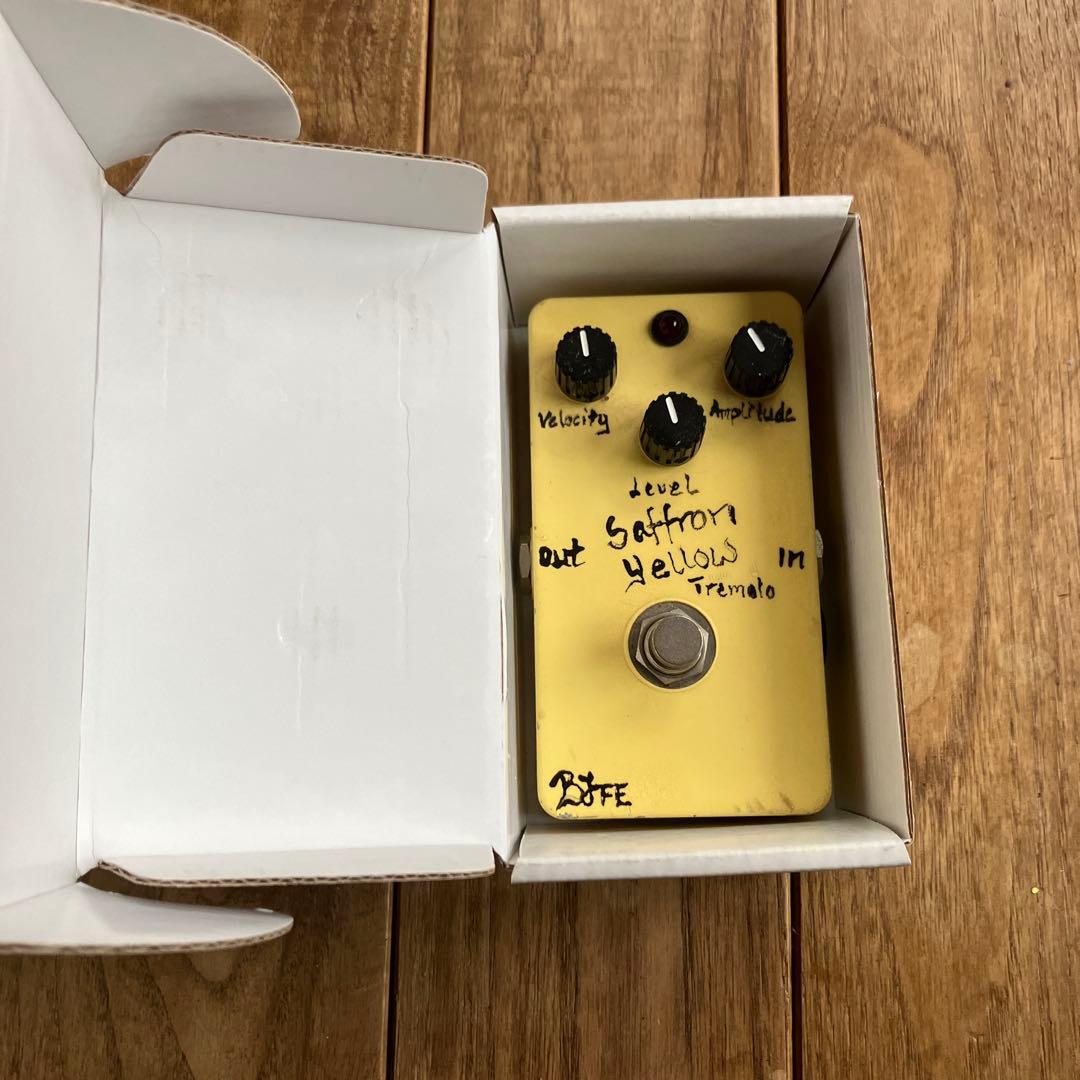 ギター BJFE Saffron Yellow Tremolo