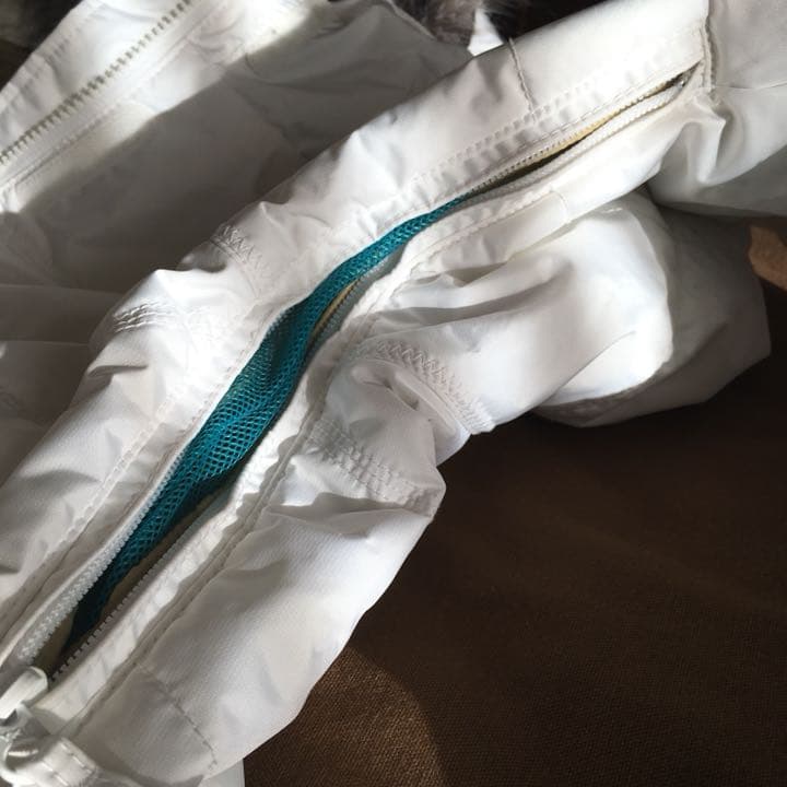 ARG スノボウェア ホワイト 白 Mサイズ キルト 高機能 暖かい ジャケット