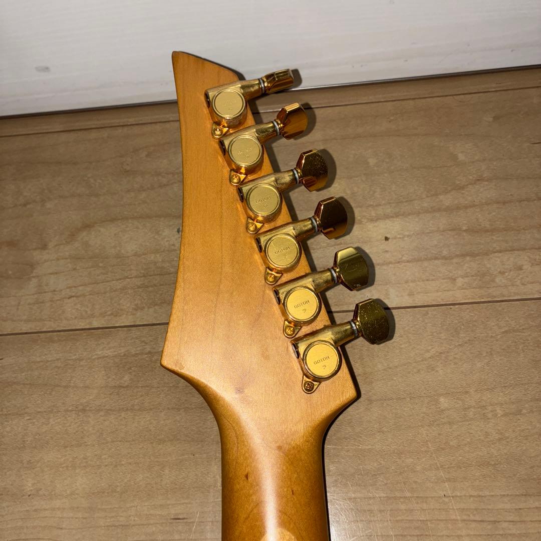 見て！フェルナンデス　FGZ-550 SSH ピックアップフロイドローズ搭載！