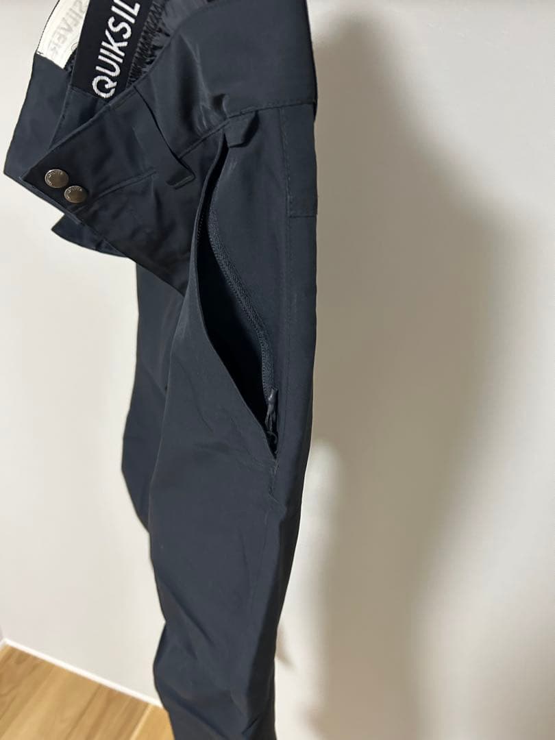 QUICKSILVER スノーボードパンツ ブラック