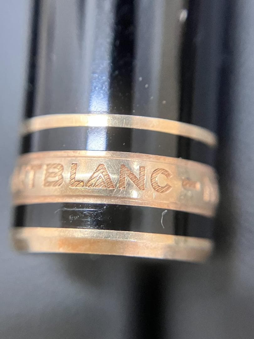 ヒ*ロ様 【定価82,500円】モンブラン マイスターシュテュック ローラーボー