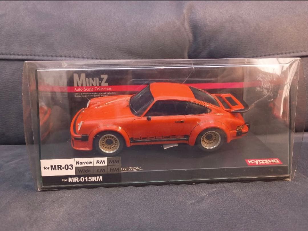 京商ミニッツ　オートスケール ポルシェ934 RSRターボ