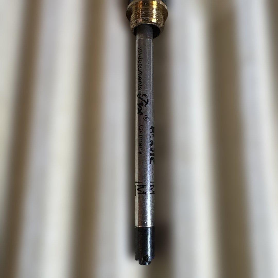 モンブラン ボールペン 黒×金 高級筆記具 中古