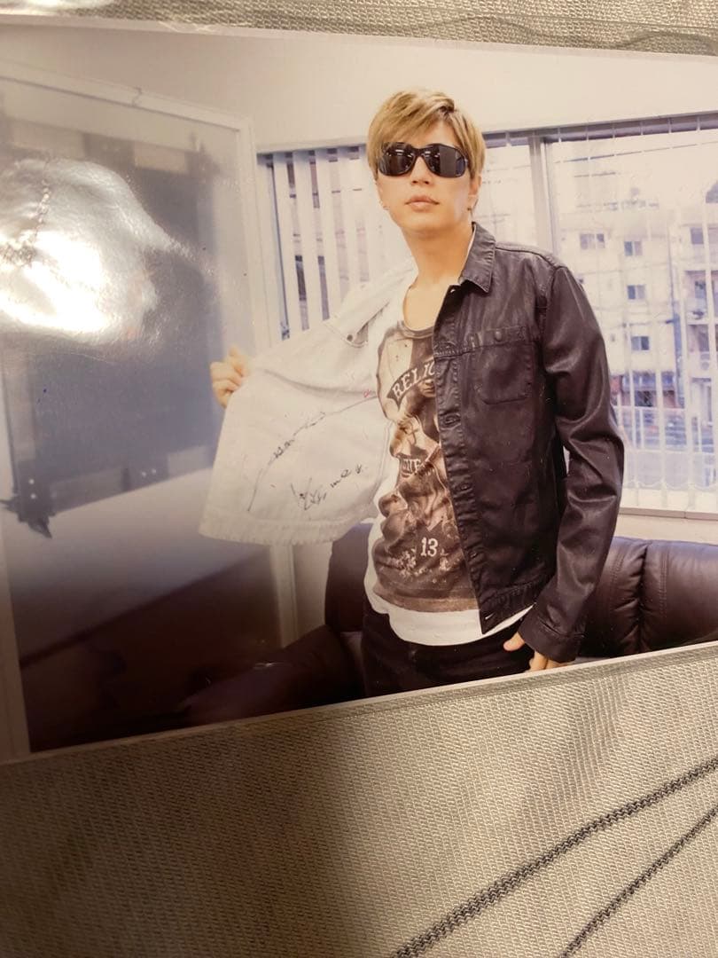 GACKT 本人私物サイン入りブルゾン＋オマケ