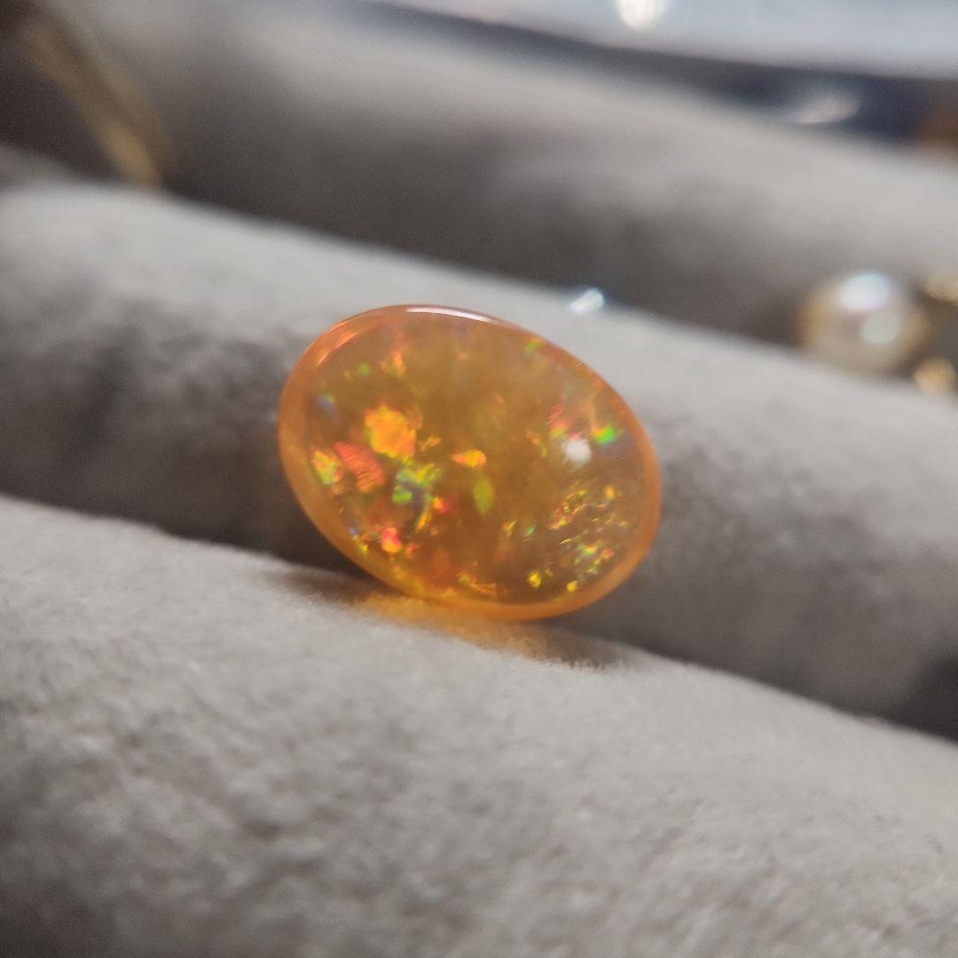 高品質天然ファイアーオパール 3.405ct
