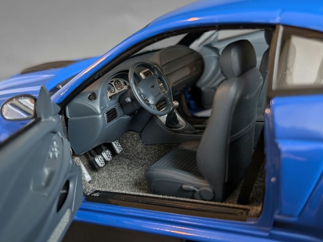 オートアート 1/18 FORD MUSTANG MACH1 '03 Blue