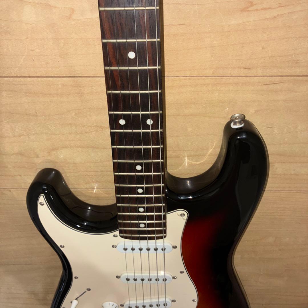 バスカーズ　希少　レフティモデル　ストラトタイプエレキギター　音良し　調整済み