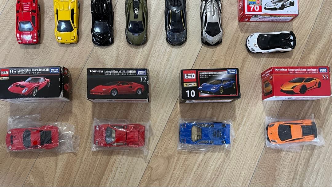 中古 トミカ52台セット(トミカプレミアム8台 東京オートサロン購入ウルス含む)