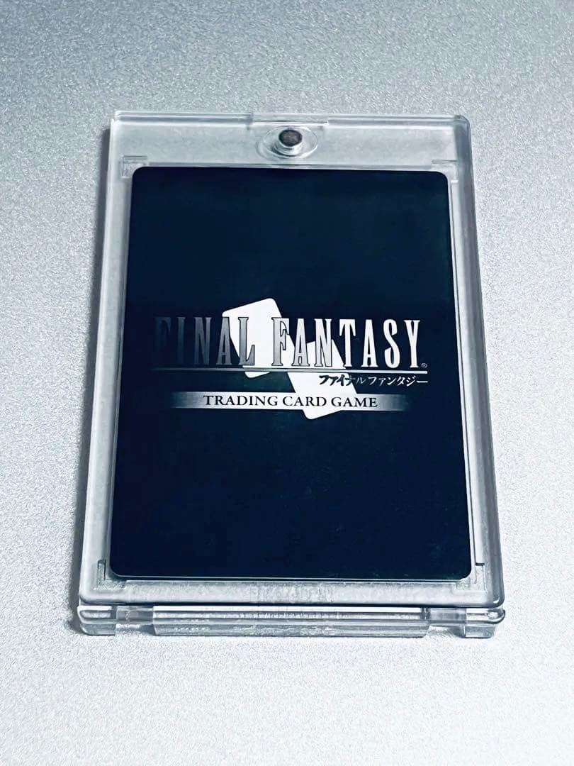 【FFTCG foil フルアート スペシャルカード 力の復活 L】　ユフィ