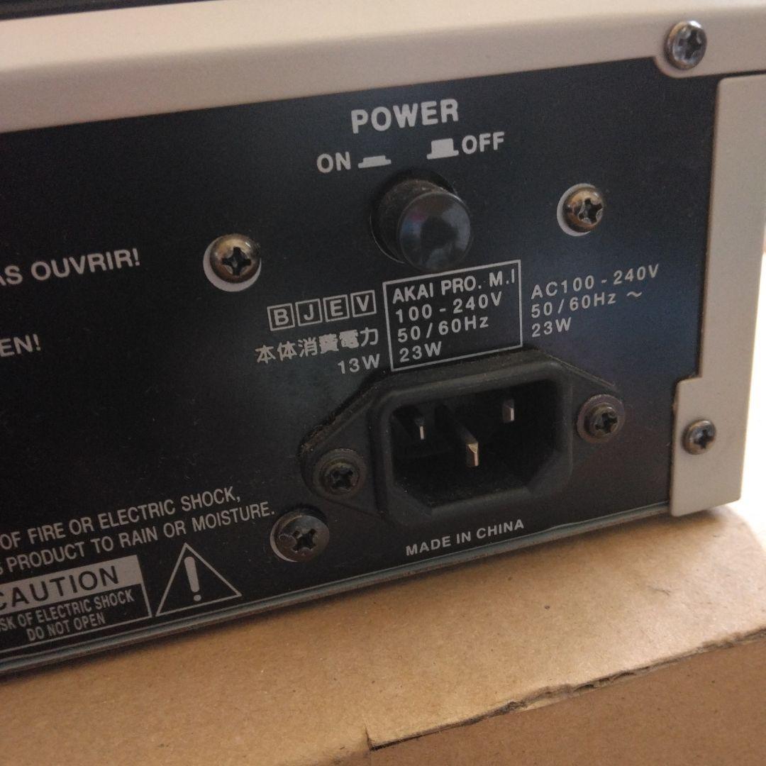 DJ機材 AKAI MPC 2000XL