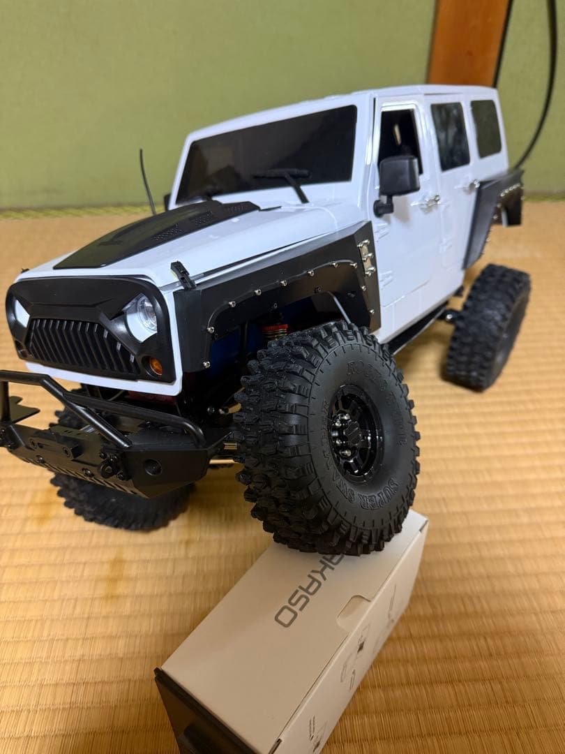 Axial SCX10Ⅱ組み立て済みハードボディシェル付きクローンメカフルセット