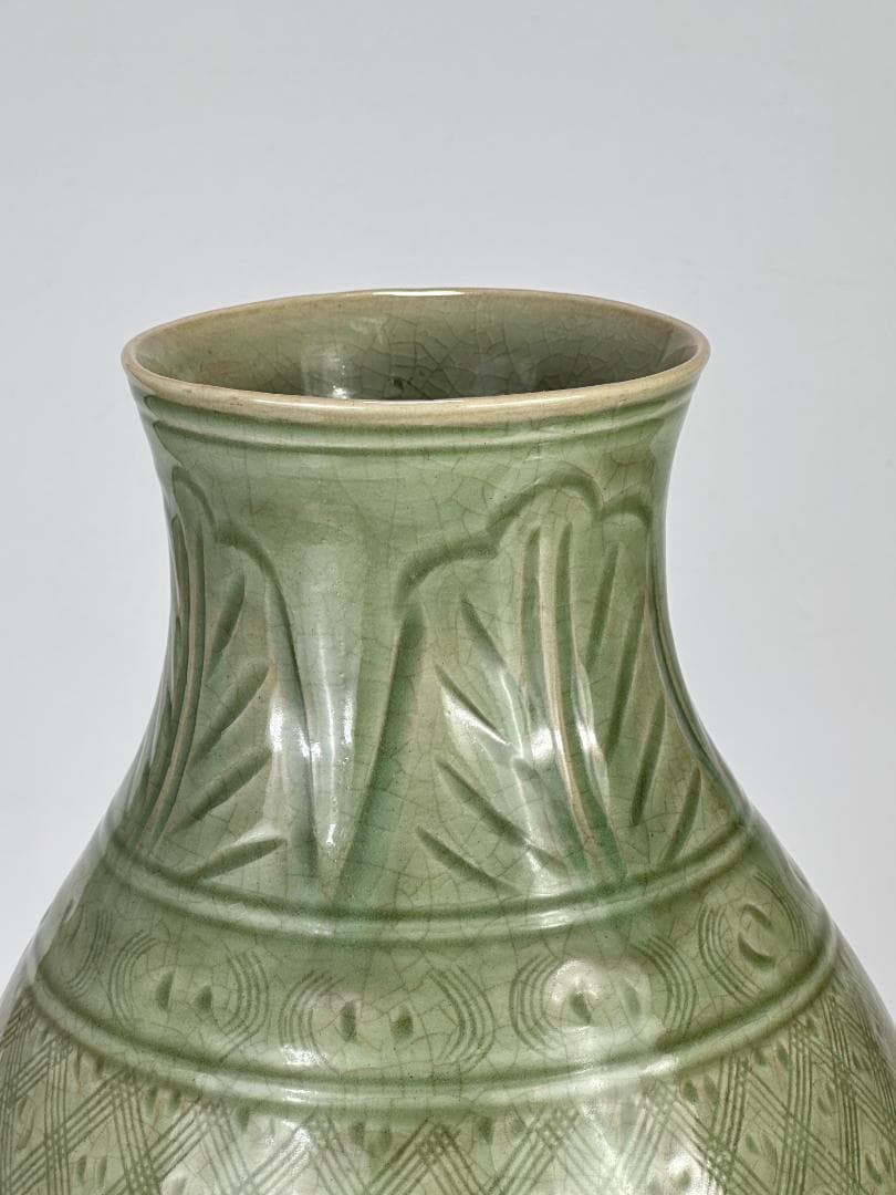 中国美術　龍泉窯　天龍寺　青磁　七官　花瓶　花器　時代　古物　唐物　明時代？