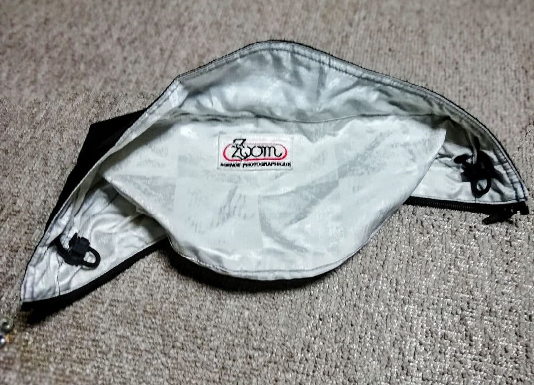 昭和のMade in Japan　DESCENTE スキーウェア 黒/白