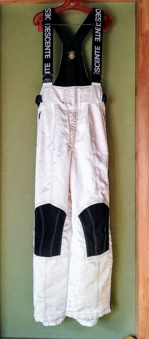 昭和のMade in Japan　DESCENTE スキーウェア 黒/白