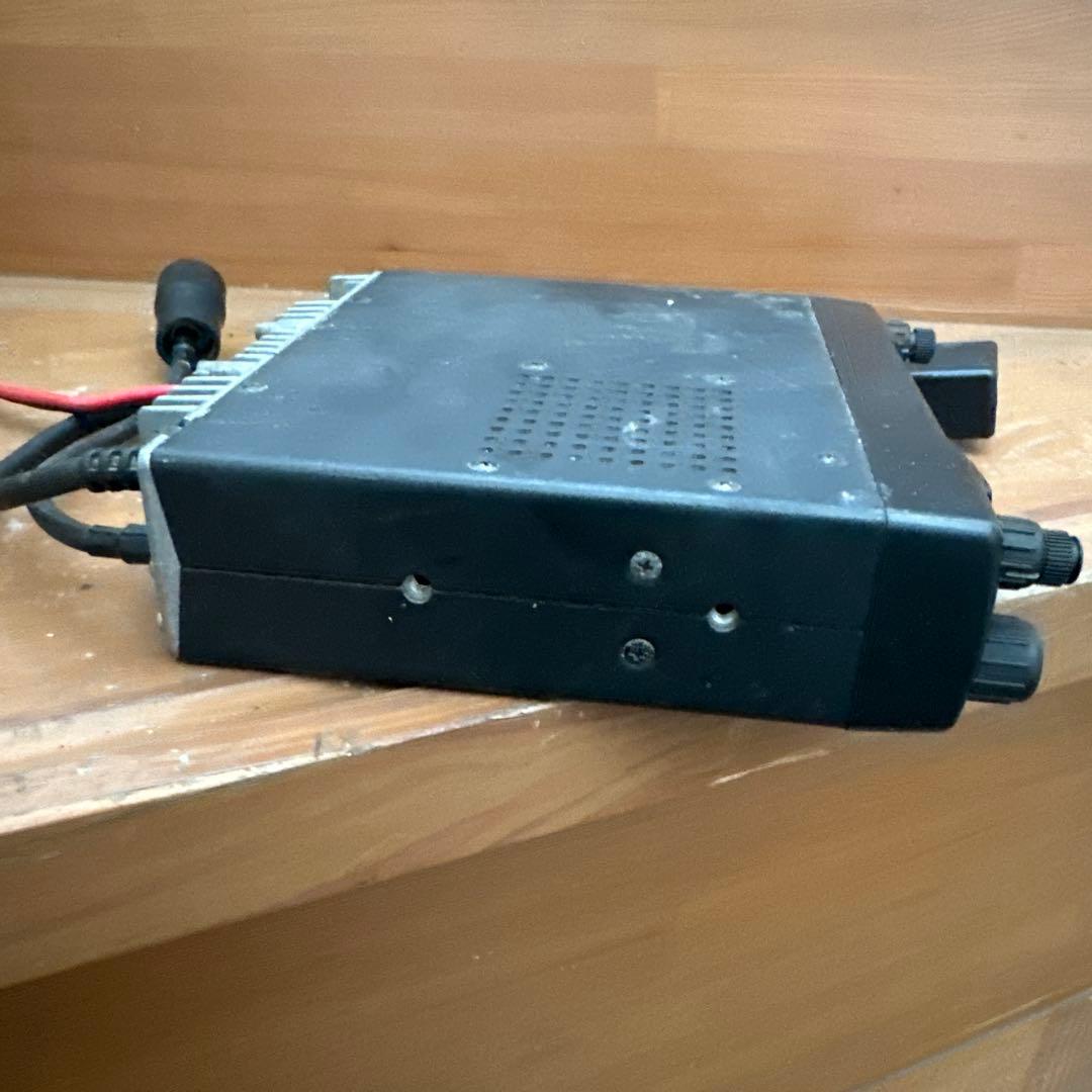 IC-2340 デュアルバンドトランシーバー