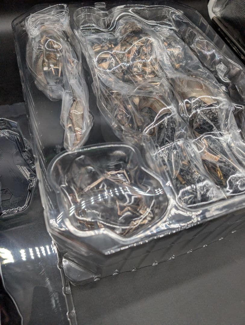 美品　threezero トランスフォーマー　/ リベンジ DLX メガトロン